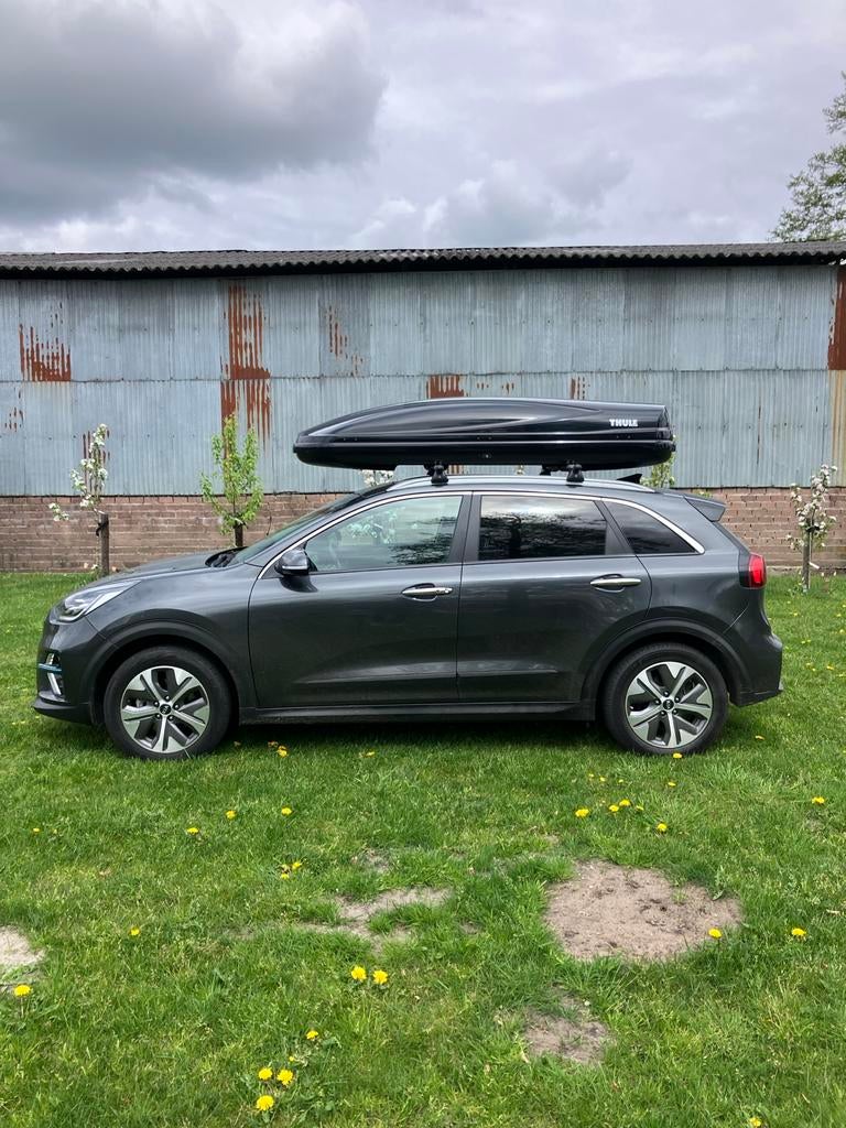 Te huur: Thule Atlantis 900 Dakkoffer - 650 liter, Auto diversen, Dakkoffers, Ophalen, Gebruikt