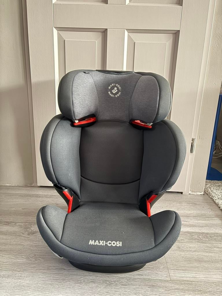 Maxi Cosi RodiFix autostoel, Kinderen en Baby's, Autostoeltjes, Ophalen, 15 t/m 36 kg, Afneembare rugleuning, Zo goed als nieuw