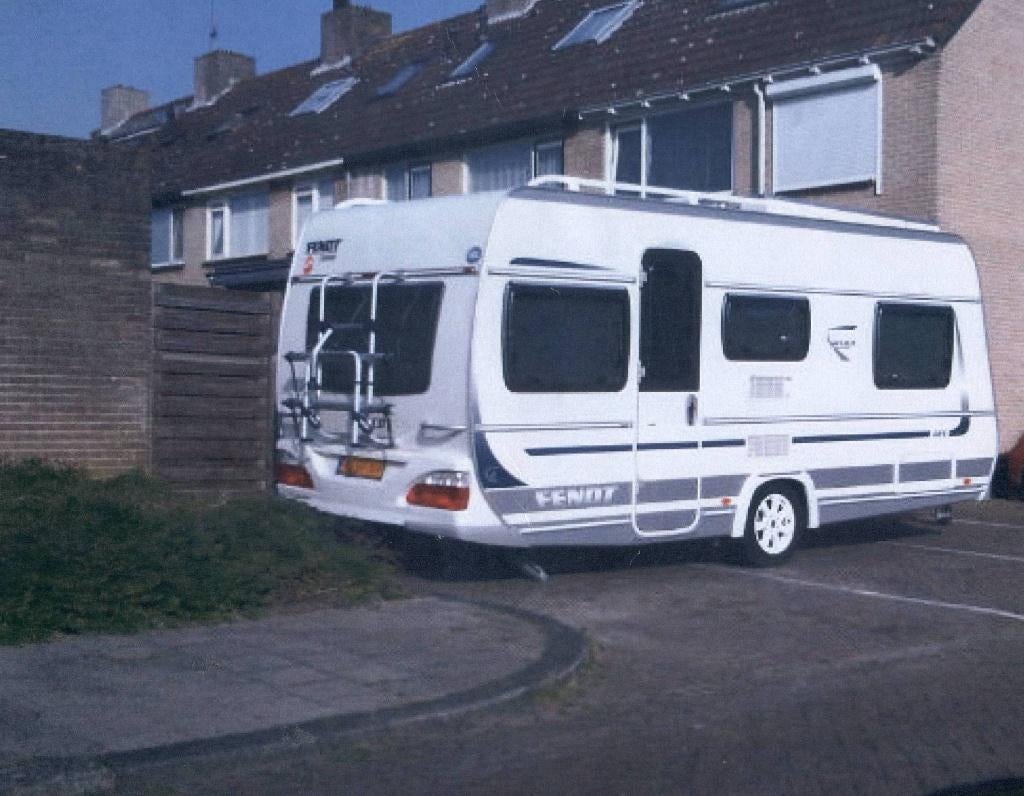 Te koop; Fendt 465 TG Bianco, Caravans en Kamperen, Caravans, 2 aparte bedden, Rondzit, Particulier, Schokbreker