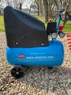 Airpress Compressor HLO 215-25  2021, Doe-het-zelf en Verbouw, Compressors, Ophalen, Gebruikt, 6 tot 10 bar, 200 tot 400 liter/min