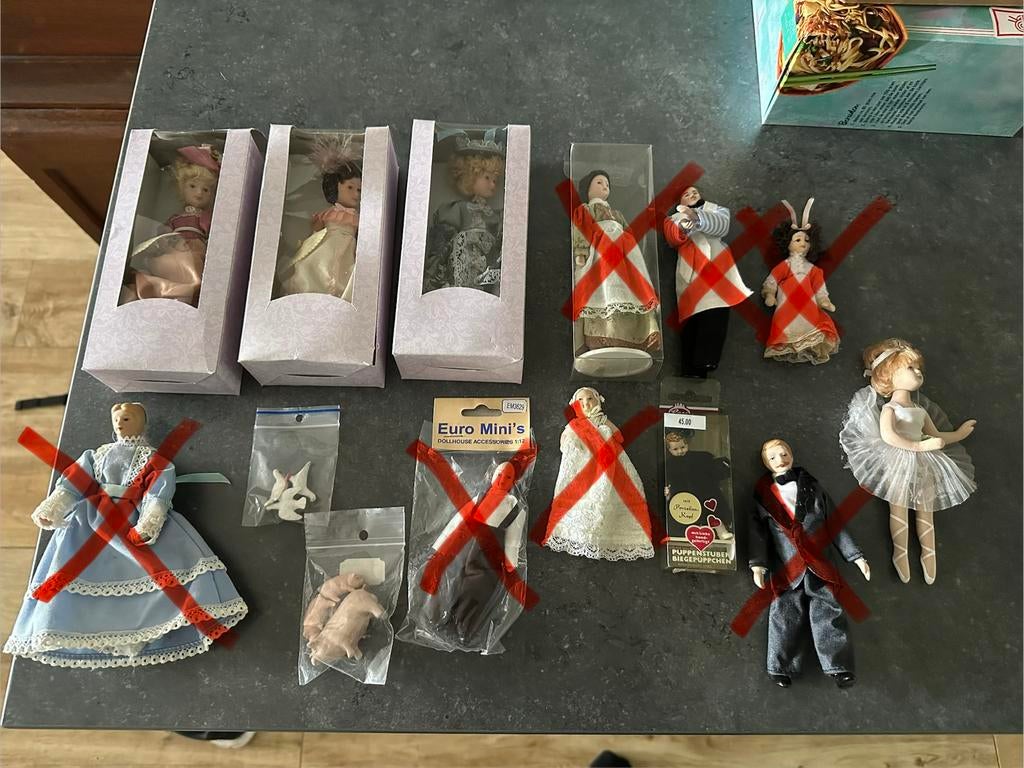 Poppenhuis popjes, Ophalen of Verzenden, Zo goed als nieuw, Poppenhuis