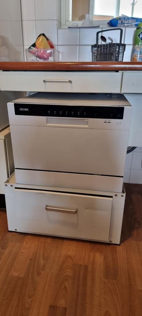 Koenic KDW116F opzet vaatwasser 6 couverts, Ophalen, Minder dan 85 cm, Minder dan 10 liter, Zo goed als nieuw