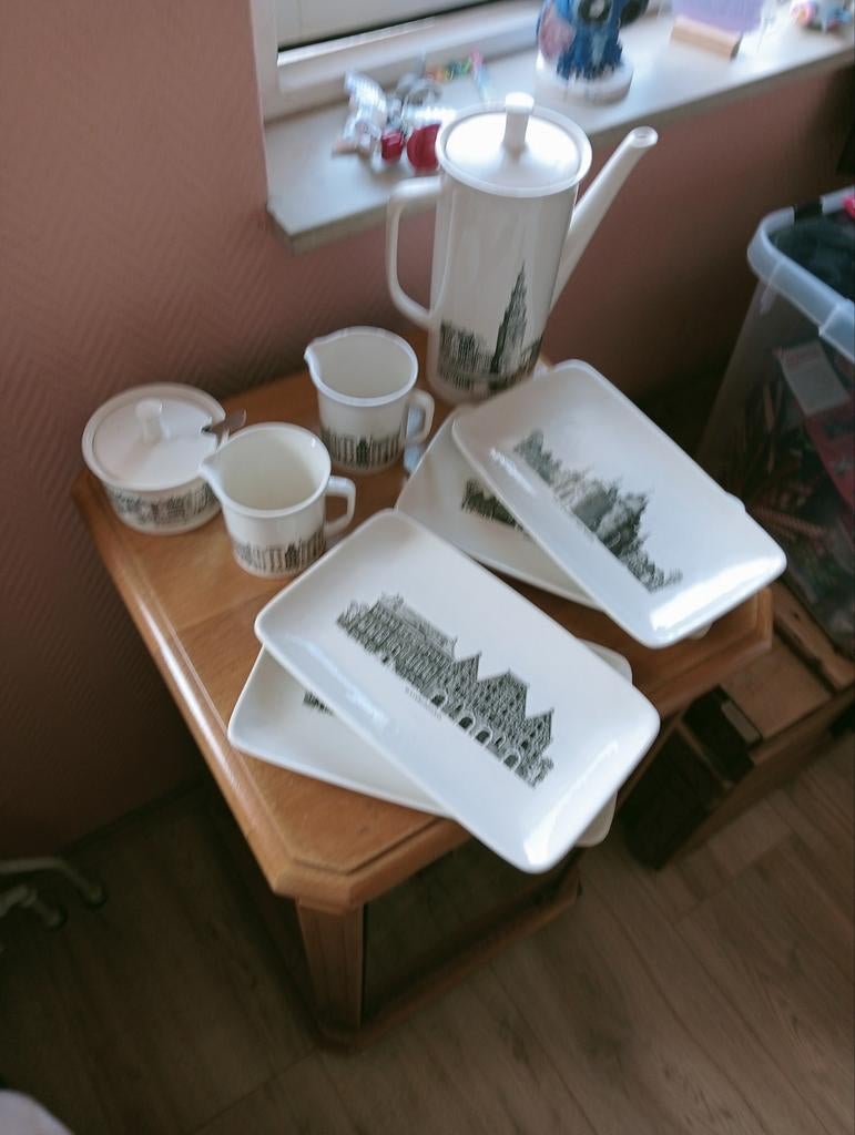 Kavel Nutricia grachtenservies, Ophalen