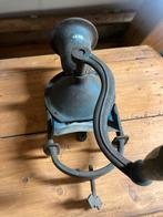 Antieke handgraanmolen., Antiek en Kunst, Ophalen of Verzenden