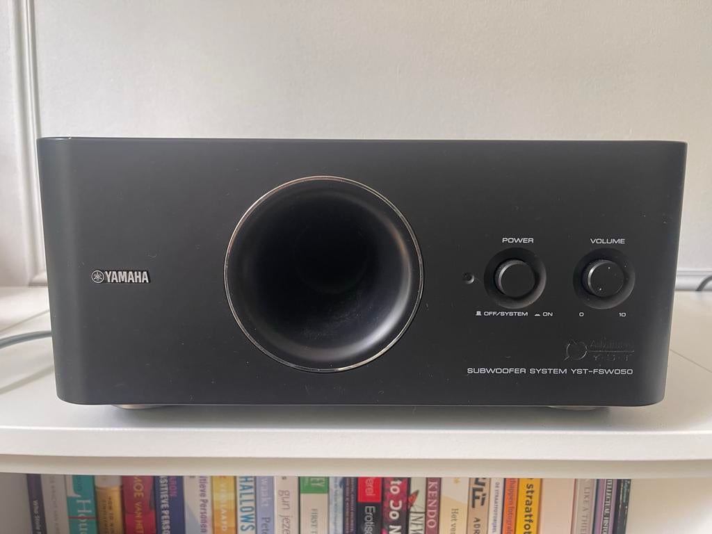 Yamaha YST-FSW050 subwoofer in goede staat, Audio, Tv en Foto, Luidsprekers, Overige merken, Subwoofer, Ophalen of Verzenden, Zo goed als nieuw