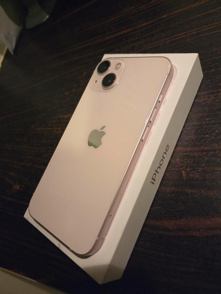 Roze Iphone 13, Telecommunicatie, Mobiele telefoons | Apple iPhone, Zo goed als nieuw, 128 GB, iPhone 13, Roze, Ophalen