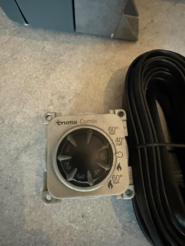 Truma combi 4 kachel / boiler Bouwjaar 2007, Caravans en Kamperen, Ophalen of Verzenden, Gebruikt