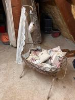 Brocant poppenwiegje schommelwiegje, Ophalen, Zo goed als nieuw, Overige typen