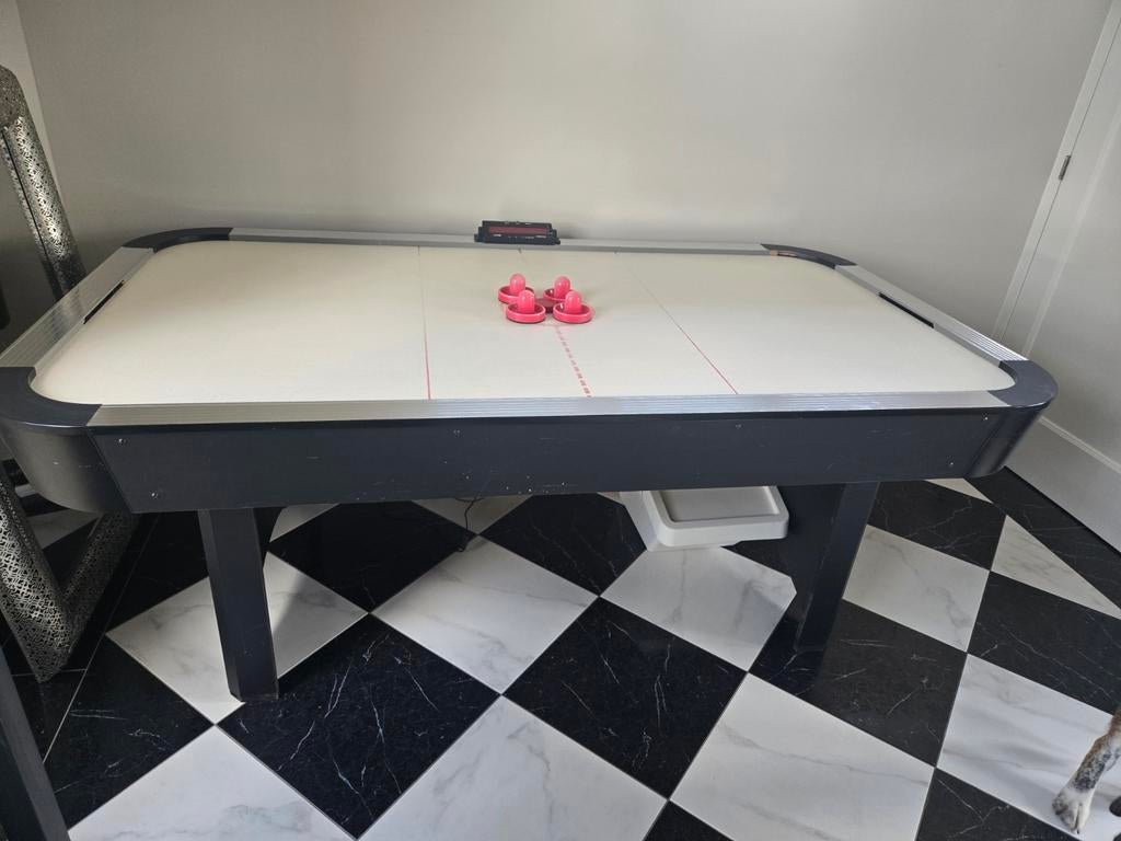 Airhockey tafel, Een of twee spelers, Ophalen, Gebruikt