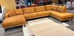 Hoekbank U opstelling - Showroommodel, Huis en Inrichting, Industrieel modern, Hoekbank, Ophalen of Verzenden, Vierpersoons of meer