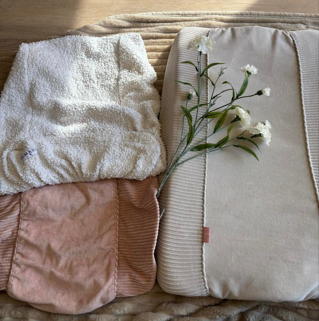 Verschoonkussen met 3 hoezen (Witlof for Kids & Ilmaha), Kinderen en Baby's, Badjes en Verzorging, Overige merken, Aankleedkussen