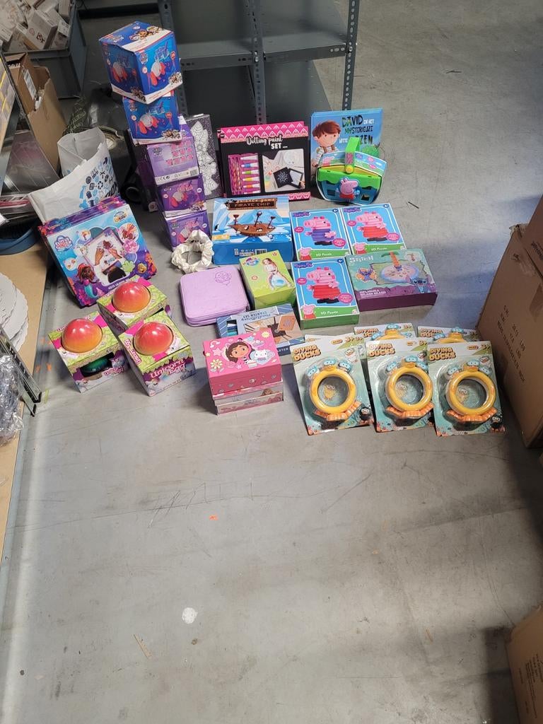 38 stuks braderie handel speelgoed, Ophalen, 314cd, Info@jmk.nl, Nieuw