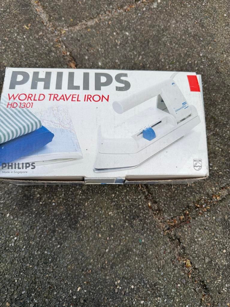 Philips World Travel Iron HD1301, Ophalen of Verzenden, Gebruikt, Strijkijzer met snoer