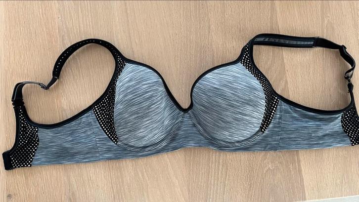 Sport BH Maidenform BH 85C - Comfortabele ondersteuning, Kleding | Dames, Ondergoed en Lingerie, BH, Grijs, Ophalen of Verzenden