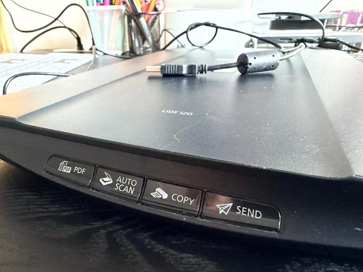 Canon Lide 120 scanner, Computers en Software, Scanners, Gebruikt, Flatbedscanner, MacOS, Windows, Ophalen of Verzenden