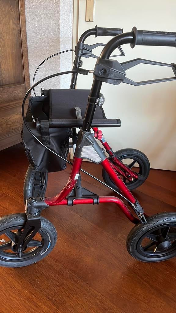 Rode Dietz Taima XC outdoor rollator opvouwbaar, Diversen, Rollators, Ophalen, Lichtgewicht, Zo goed als nieuw