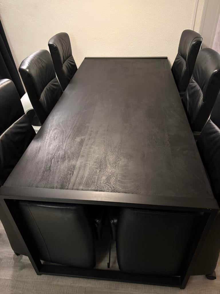 Mangohouten eettafel zwart 200cm 1 jaar oud !, Ophalen, 200 cm of meer, 50 tot 100 cm, Zo goed als nieuw