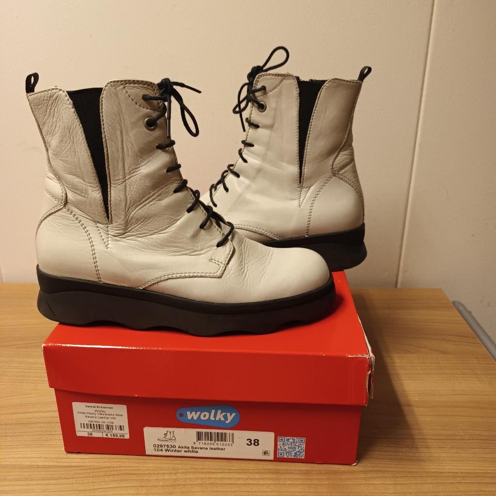 WOLKY - Nieuwe veterboot, in gebroken wit leder, maat 38., Wolky, Wit, Lage of Enkellaarzen, Nieuw