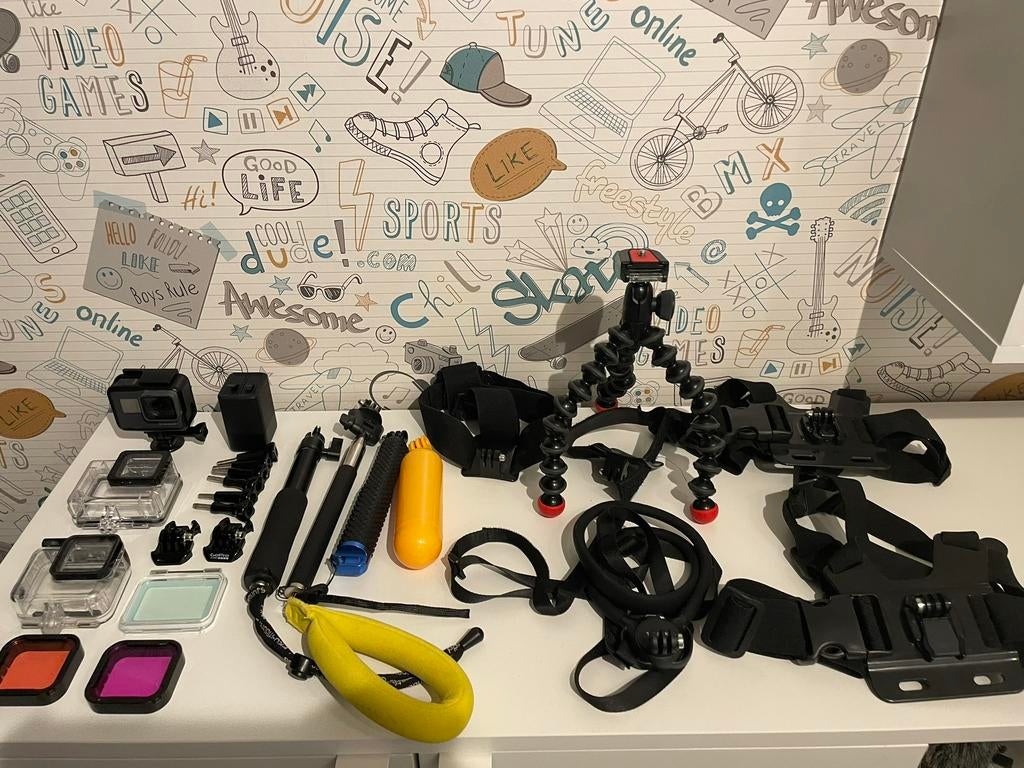 Gopro hero 5 met accessoires te koop!, Ophalen of Verzenden, Zo goed als nieuw