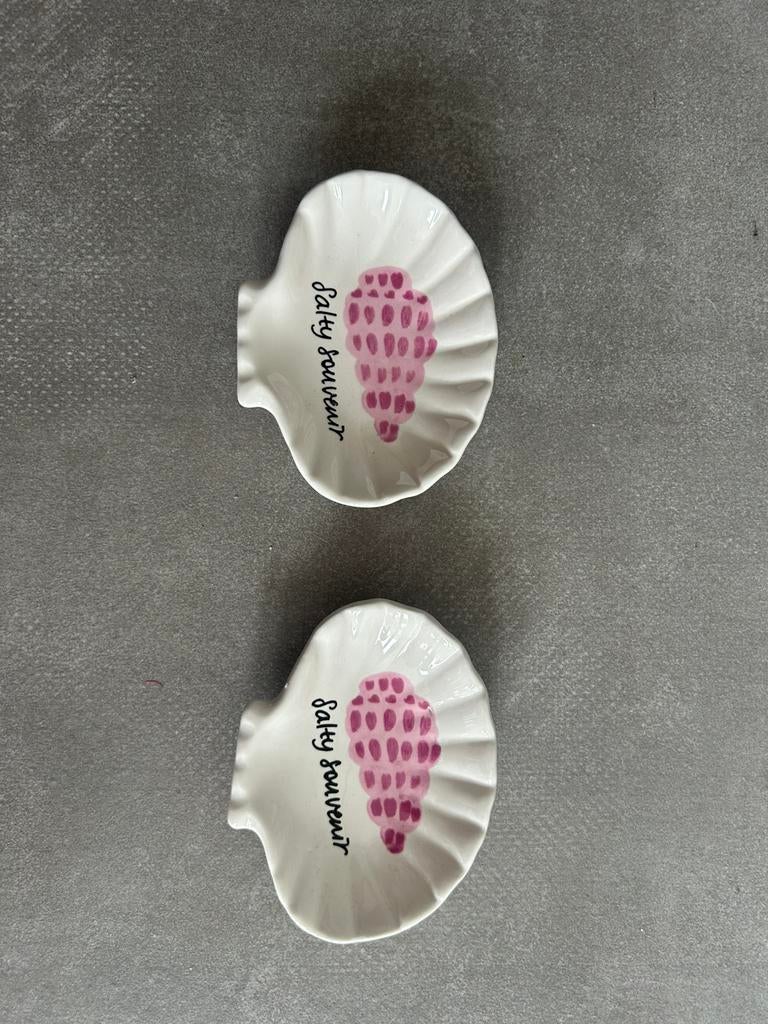 Twee nieuw schaaltjes van Blond Amsterdam met schelp te koop, Huis en Inrichting, Keuken | Servies, Nieuw, Schaal of Schalen, Blond Amsterdam