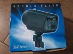 Studio Flash SS-200F - Perfect voor Fotografie!, Ophalen of Verzenden, Gebruikt, Lamp of Flitsset