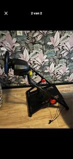 PS4 Stuur met pedalen en standaard - Thrustmaster, Spelcomputers en Games, Ophalen of Verzenden, Gebruikt, Stuur of Pedalen, PlayStation 4