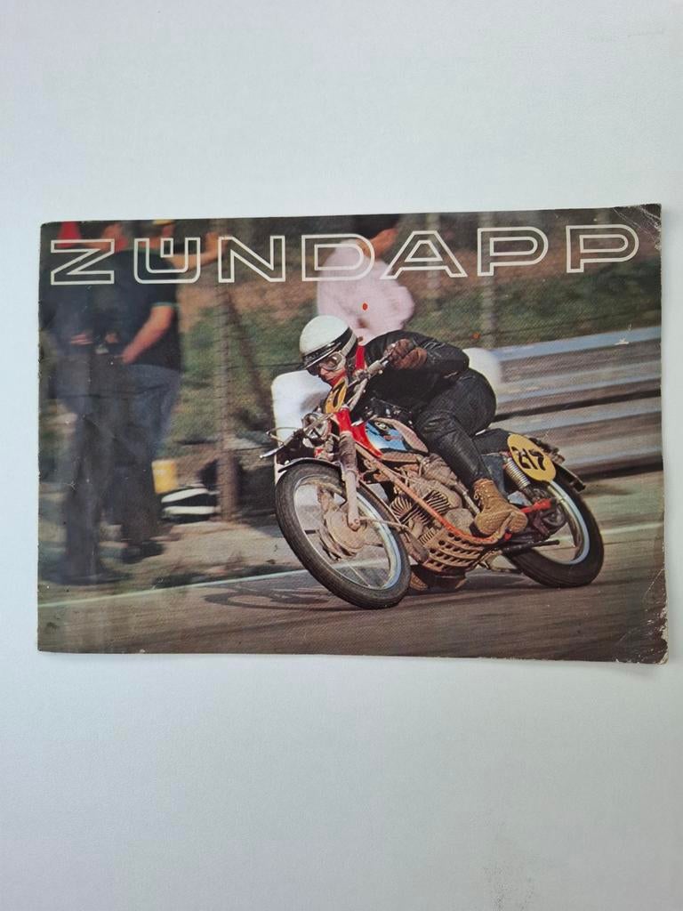 Zundapp Folder - Zeldzaam Motorcross & Bromfiets., Ophalen of Verzenden, Gelezen, Zündapp-Werke GmbH München, Merk of Model