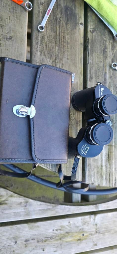 Verrekijker 8x40 met hoes, Gebruikt, 8 tot 12x, Met hoes of tas, Porro (met knik)