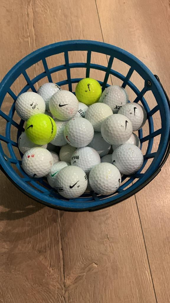 50 gebruikte Nike golfballen - Goede staat, Ophalen of Verzenden, Gebruikt, Bal(len), Overige merken