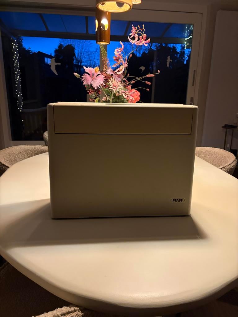 Pfaff 1212 naaimachine, Ophalen, Gebruikt, Naaimachine, Pfaff