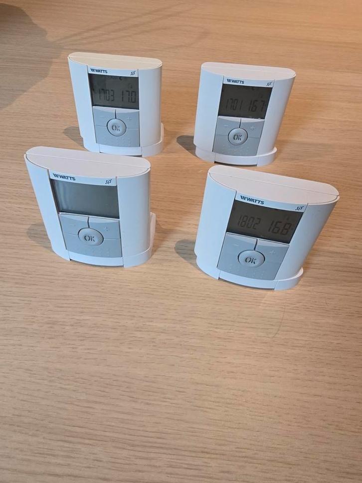 Watts draadloze thermostaat voor naregeling vloerverwarming, Doe-het-zelf en Verbouw, Thermostaten, Gebruikt, Ophalen of Verzenden