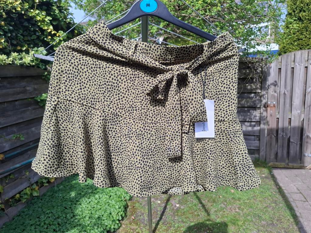 Stradivarius rokje maat M NIEUW, Maat 38/40 (M), Overige kleuren, Nieuw, Ophalen of Verzenden