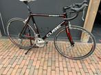 Cube Attempt Racefiets - Perfect voor de sportieve fietser, 28 inch, Gebruikt, Aluminium, Meer dan 20 versnellingen