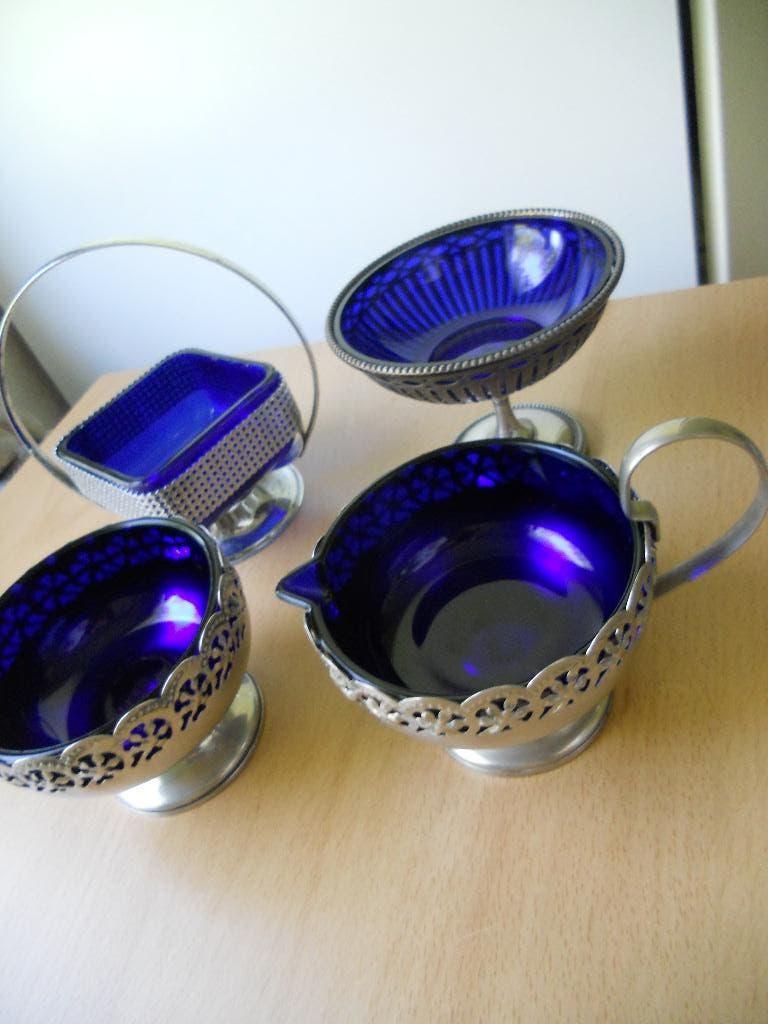 4 verzilverde schaaltjes op voet + 5 kaarsenstandaards, Verzamelen, Ophalen of Verzenden, Huis en Inrichting