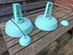 Set van 2 industriële hanglampen - Mintgroen, Huis en Inrichting, Lampen | Hanglampen, Ophalen, Gebruikt, Minder dan 50 cm, Industrieel, Vintage