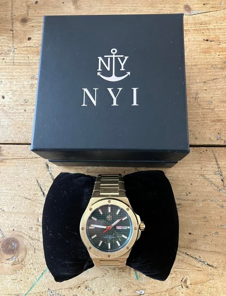 Te Koop Z.G.A.N NYI HEREN HORLOGE, Sieraden, Tassen en Uiterlijk, Horloges | Heren, Ophalen, Nieuw, Staal, Overige merken
