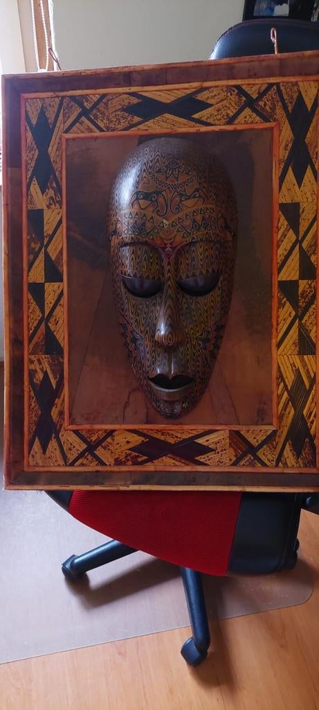 Uniek handgemaakt Indonesisch masker schilderij, Ophalen