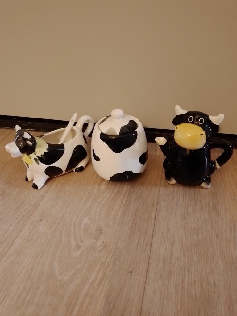 Grote verzameling koeien decoratie en servies, Ophalen of Verzenden, Gebruikt, Boerderijdier, Overige typen