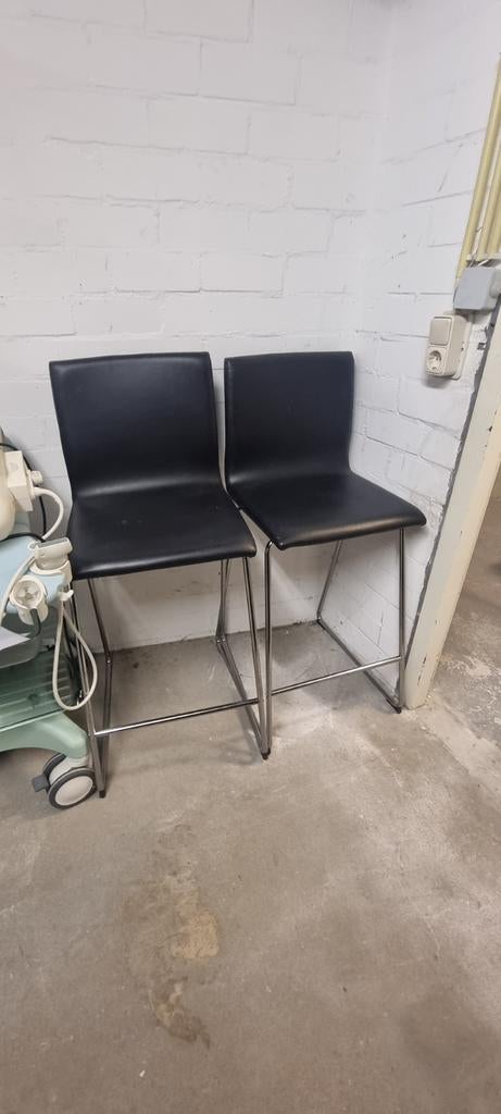 2 zo goed als nieuwe IKEA barkrukken, 60 tot 90 cm, Ophalen of Verzenden, Zo goed als nieuw, Metaal