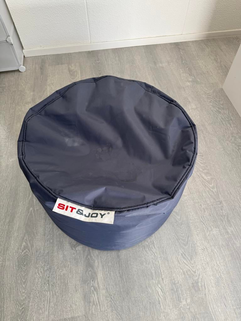 Sit & Joy poef - Gebruikt met gebruikerssporen, Huis en Inrichting, Banken | Voetenbanken en Poefen, Ophalen of Verzenden, Gebruikt