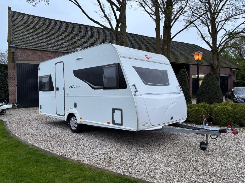 Burstner IC LINE 450 TS/MOVER/VOORTENT, Not publicly available, Bürstner GmbH & Co. KG, Bedrijf, 750 - 1000 kg