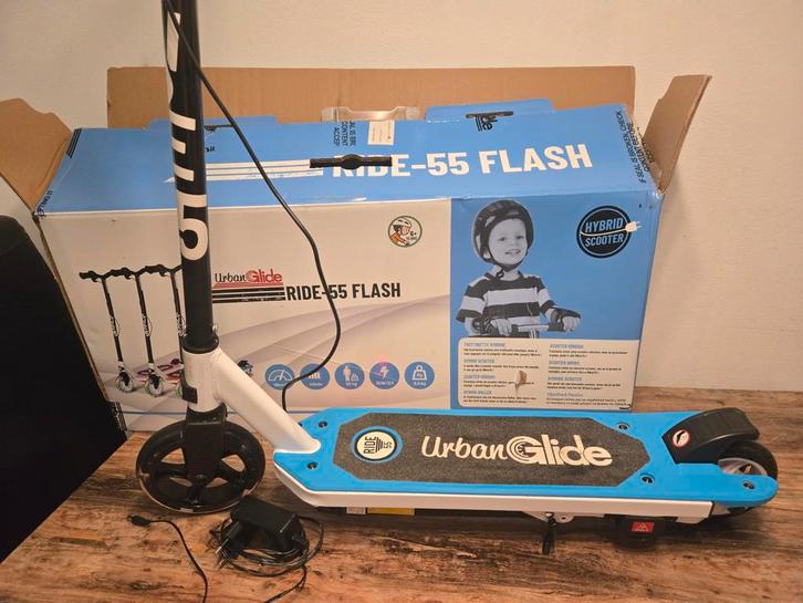 Urban Glide Ride 55 Flash E-step - Zo goed als nieuw, Fietsen en Brommers, Steps, Zo goed als nieuw, Elektrische step (E-scooter)