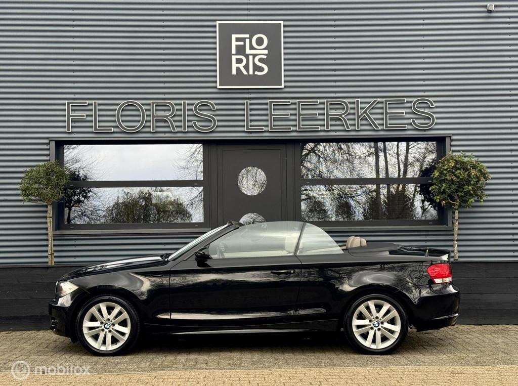 BMW 1-serie Cabrio 118i | Beige Leer | Xenon | Navi |, Auto's, 1-Serie, Cabriolet, 4 stoelen, Zwart