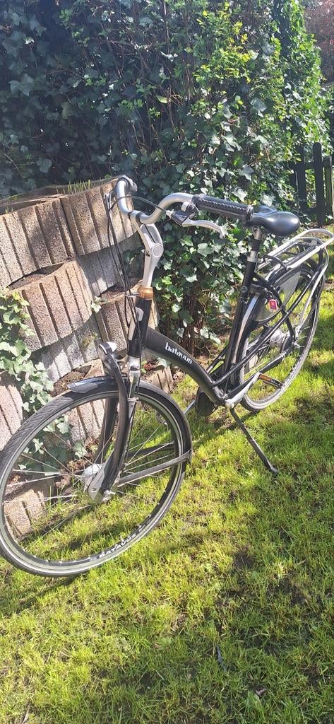 Batavus Mambo 57cm, Fietsen en Brommers, Fietsen | Dames | Damesfietsen, Versnellingen, Batavus, Zo goed als nieuw, 56 cm of meer