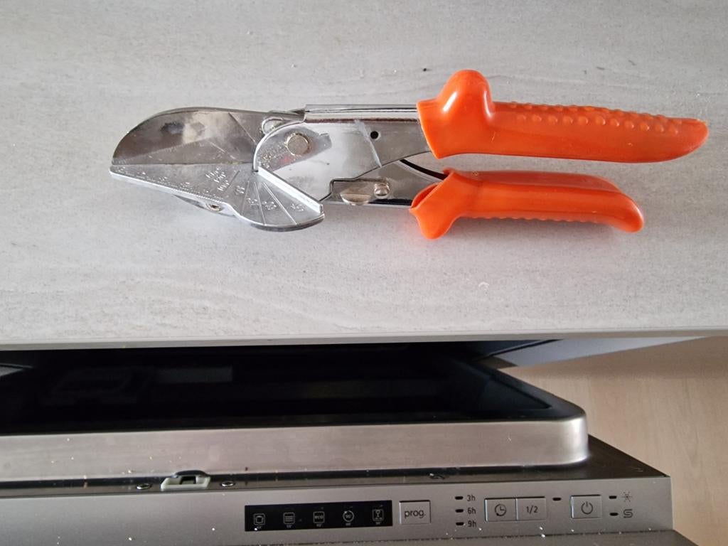 Laminaatsnijder met plintentang, Ophalen, Gebruikt