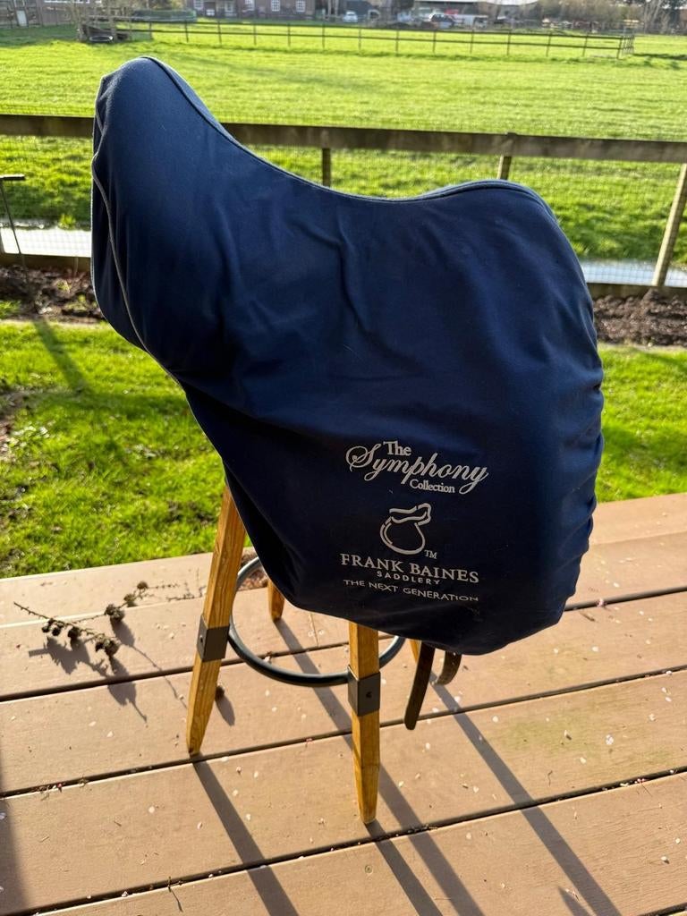 Frank Baines Operetta 17,5 zadel, Dieren en Toebehoren, Ophalen, Zo goed als nieuw, Dressuur