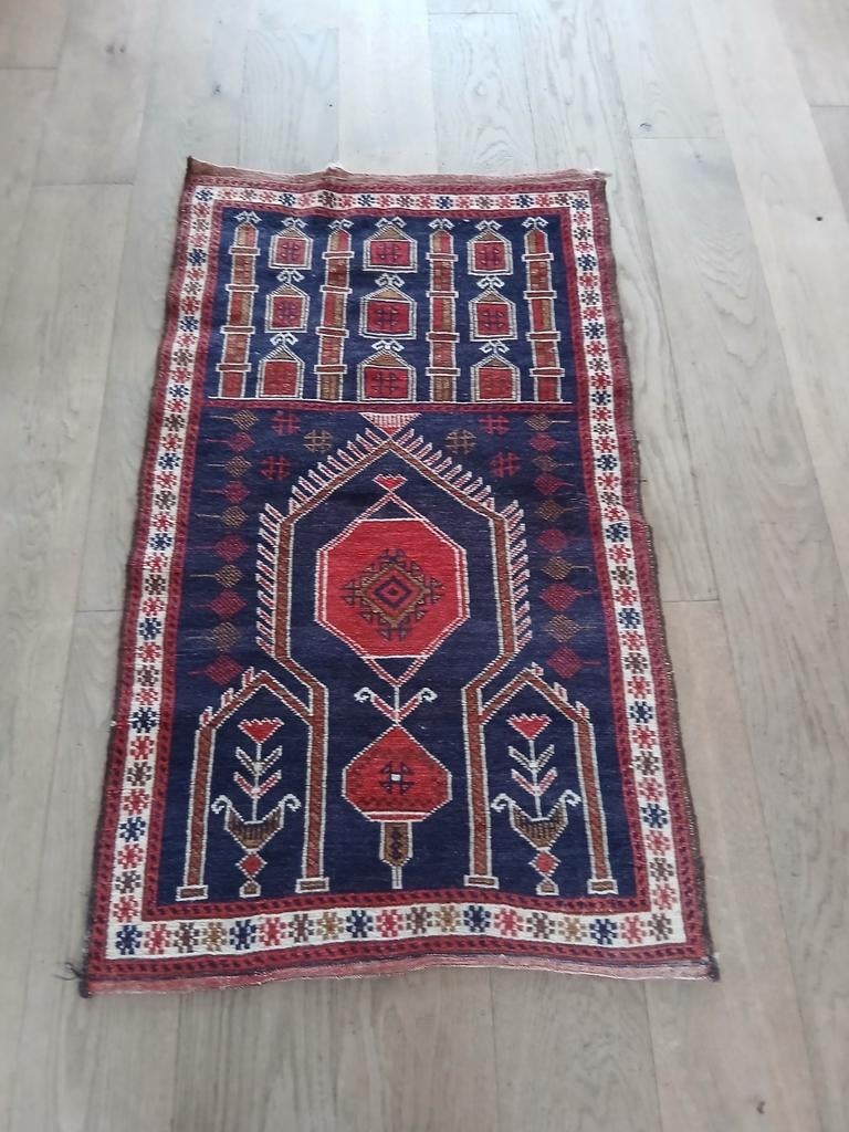 Tapijt 131 bij 75, Ophalen