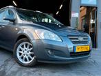 Kia Cee'd Sporty Wagon 1.6 X-clusive|AUTOMAAT|Airco|PDC|APK, Auto's, Gebruikt, 4 cilinders, Met garantie (alle), 14 km/l