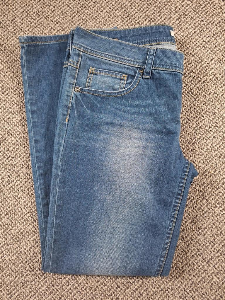 Mooie spijkerbroek maat 44.  7.50, Kleding | Dames, Spijkerbroeken en Jeans, Ophalen of Verzenden, Zo goed als nieuw, Blauw, W33 - W36 (confectie 42/44)