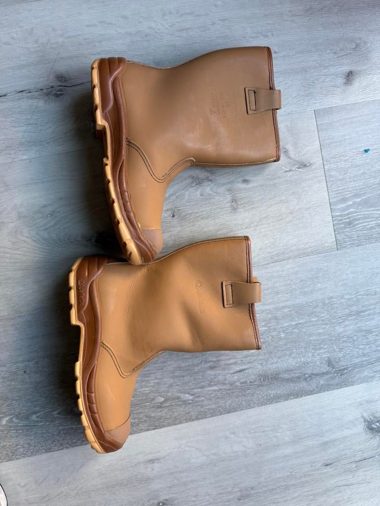 Nieuw jallatte werkschoenen mt 43 gevoerd, Ophalen of Verzenden, Nieuw, Werkschoenen